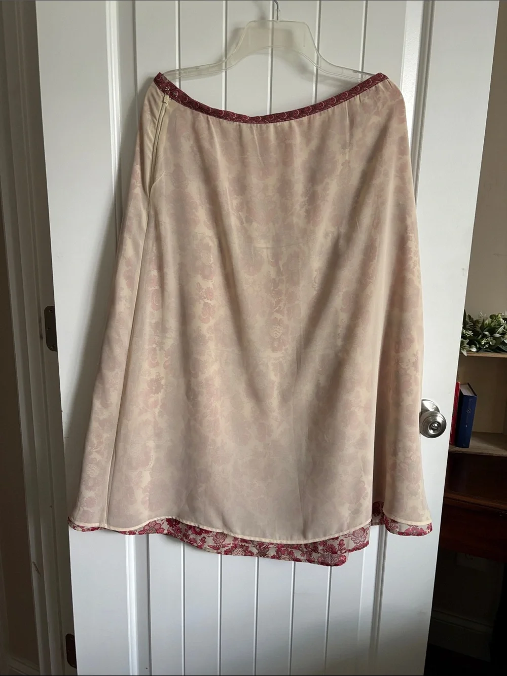 LOFT Pink Floral Tiered A-Line Skirt on Cream
